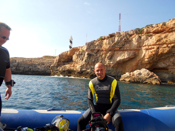 Diving main image