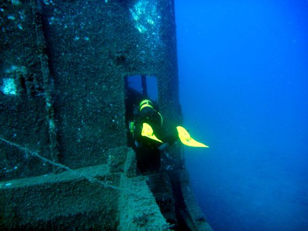 Underwater 6